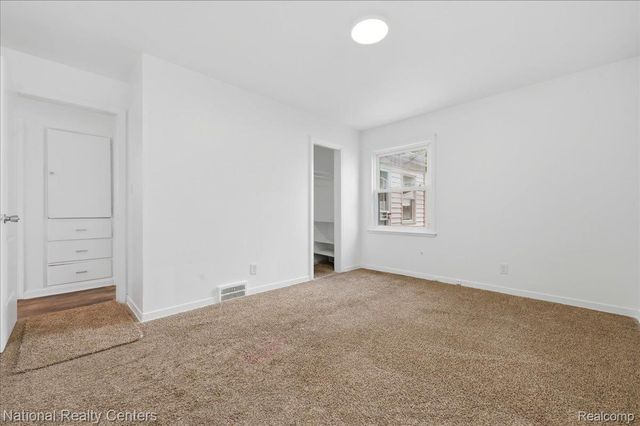 16158 Lindsay Street, Detroit, MI 48235