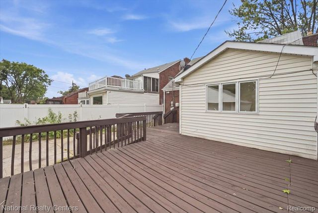 16158 Lindsay Street, Detroit, MI 48235