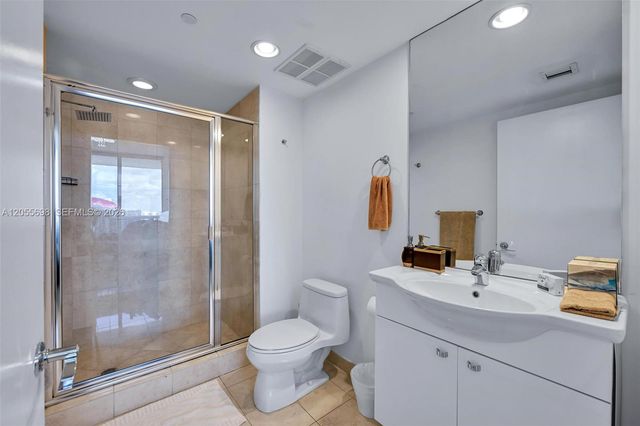 1850 S Ocean Dr 3207, Hallandale Beach, FL 33009