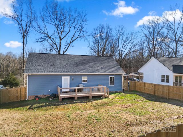 131 Lowry Row 8, York, SC 29745