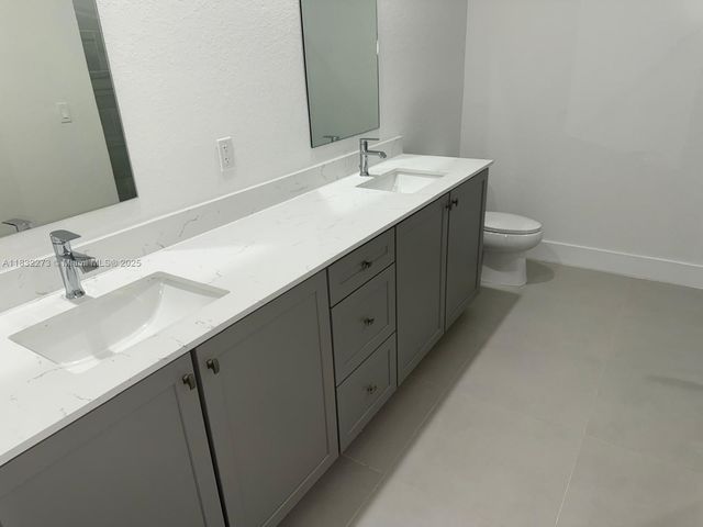 1884 NE 1st St, Homestead, FL 33033