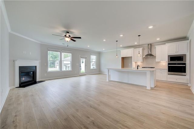 908 Kranston Drive, Locust Grove, GA 30248