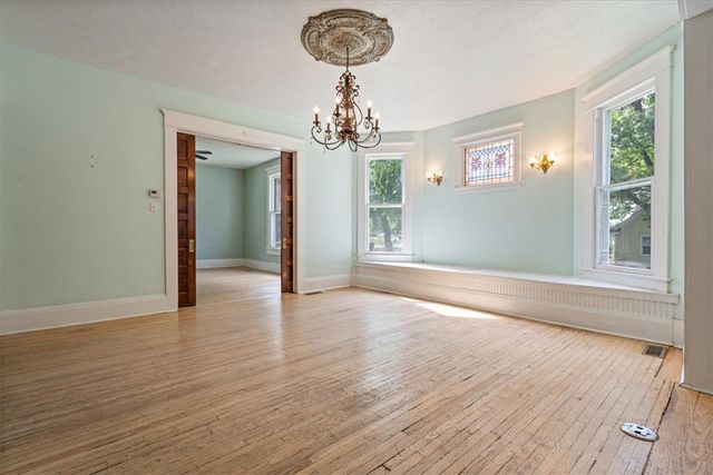 510 N Mount Olive Street, Siloam Springs, AR 72761