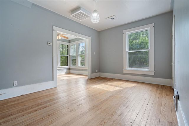510 N Mount Olive Street, Siloam Springs, AR 72761