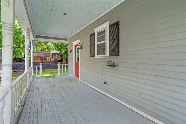 510 N Mount Olive Street, Siloam Springs, AR 72761