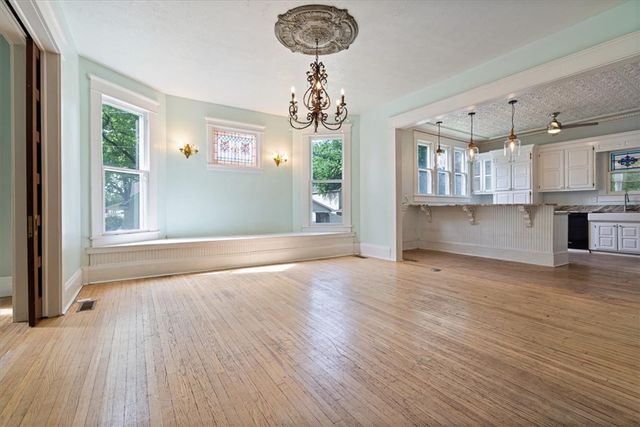 510 N Mount Olive Street, Siloam Springs, AR 72761