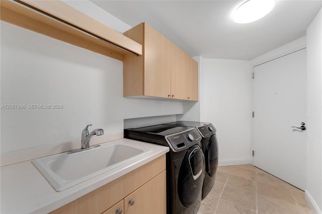 13627 Deering Bay Dr 404, Coral Gables, FL 33158