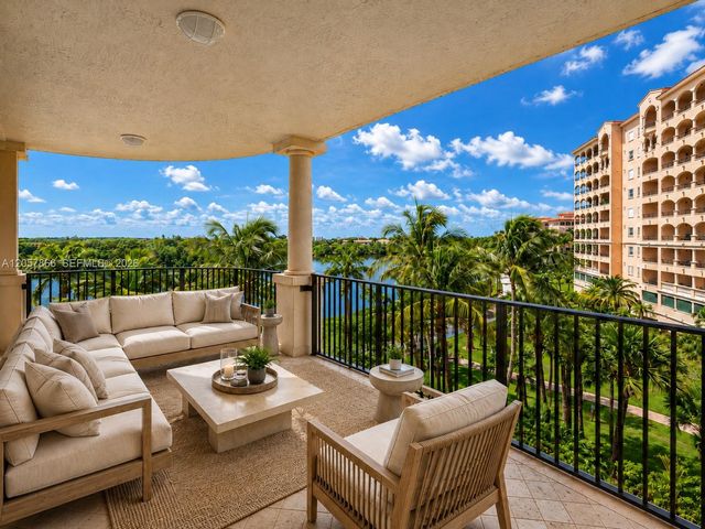13627 Deering Bay Dr 404, Coral Gables, FL 33158