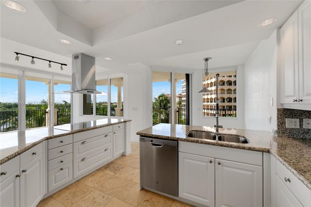 13627 Deering Bay Dr 404, Coral Gables, FL 33158