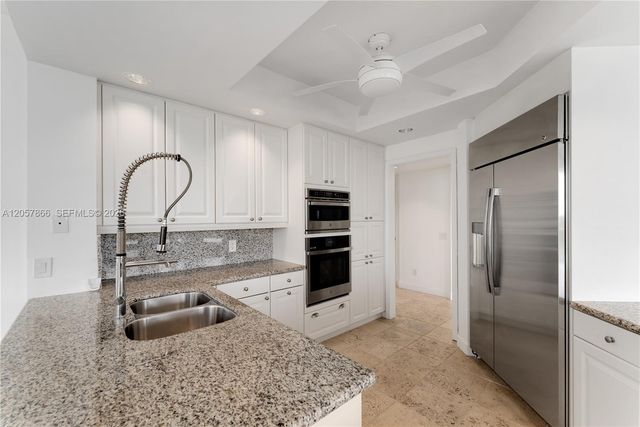 13627 Deering Bay Dr 404, Coral Gables, FL 33158