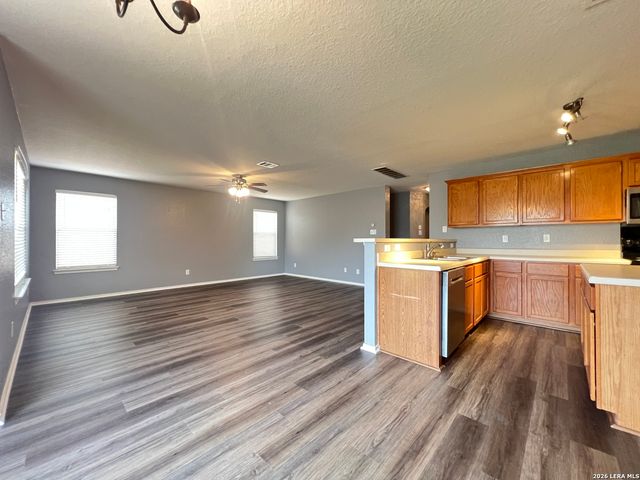 10031 STAGECOACH BAY, San Antonio, TX 78254