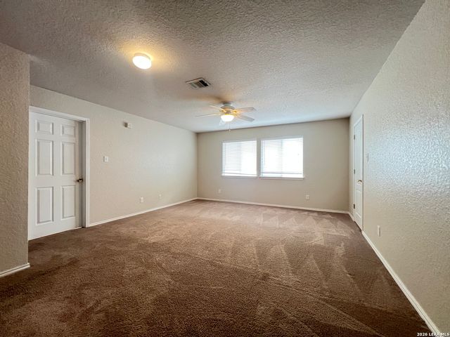 10031 STAGECOACH BAY, San Antonio, TX 78254