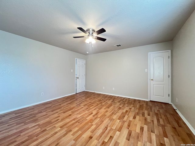 10031 STAGECOACH BAY, San Antonio, TX 78254