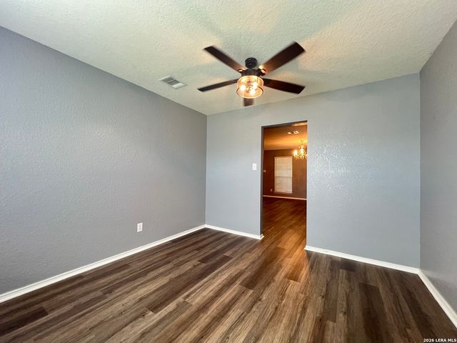 10031 STAGECOACH BAY, San Antonio, TX 78254