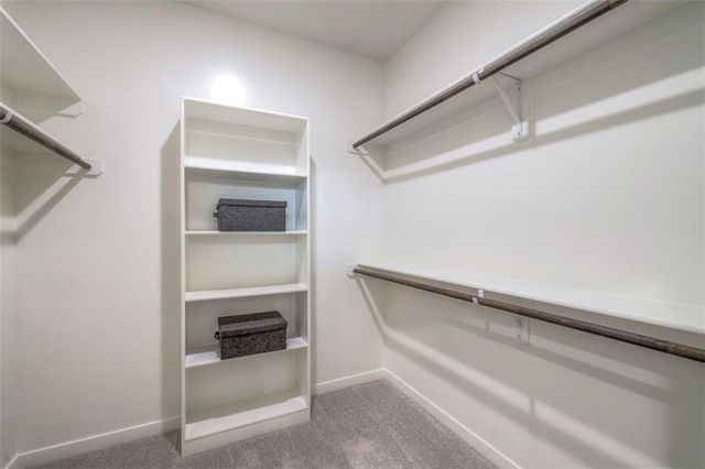 16567 S Stagecoach Street, Olathe, KS 66062