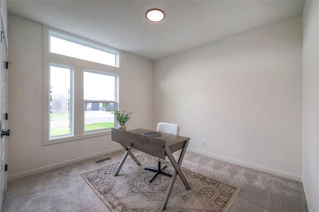 16567 S Stagecoach Street, Olathe, KS 66062