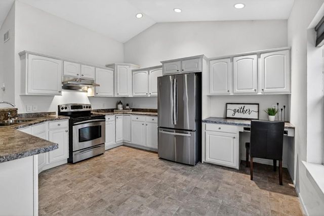 507 Galway Terrace, Cottage Grove, WI 53527