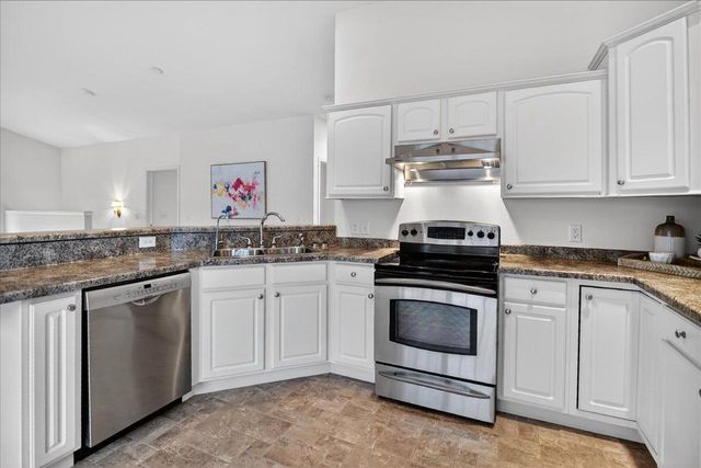 507 Galway Terrace, Cottage Grove, WI 53527