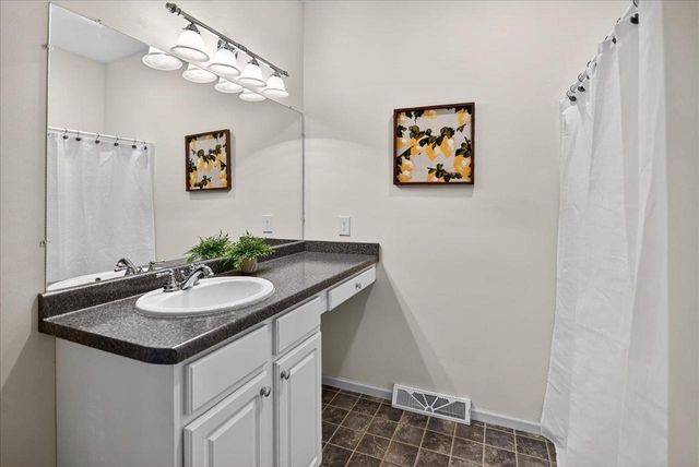 507 Galway Terrace, Cottage Grove, WI 53527