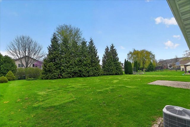 507 Galway Terrace, Cottage Grove, WI 53527