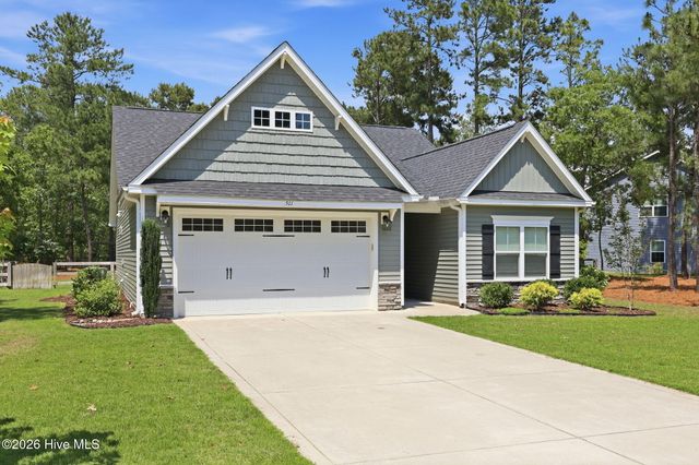 511 Pondpine Lane, Carthage, NC 28327