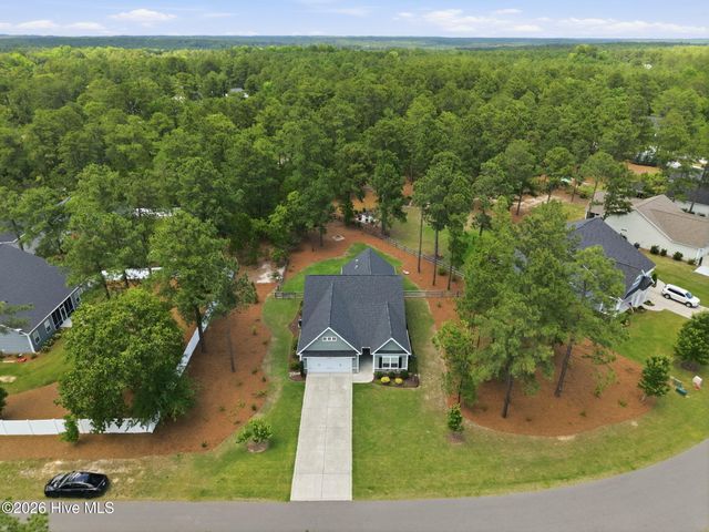 511 Pondpine Lane, Carthage, NC 28327