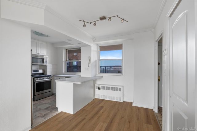 5900 Arlington Avenue 6S, Bronx, NY 10471