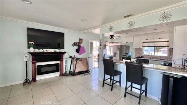 460 W Arrow, Pomona, CA 91767