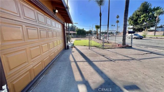 460 W Arrow, Pomona, CA 91767