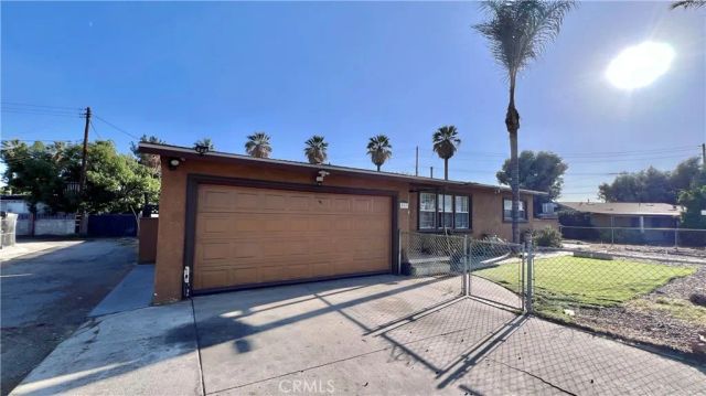 460 W Arrow, Pomona, CA 91767