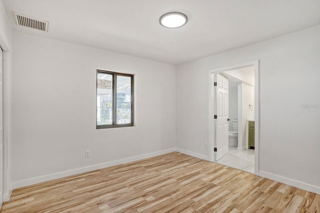 711 19TH AVENUE S, St Petersburg, FL 33705