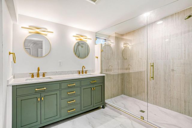 711 19TH AVENUE S, St Petersburg, FL 33705