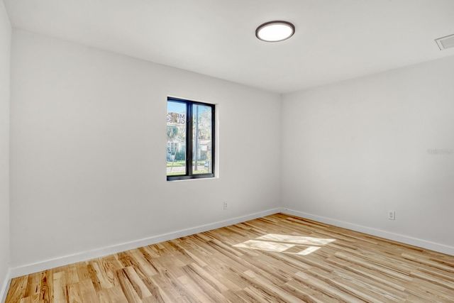 711 19TH AVENUE S, St Petersburg, FL 33705