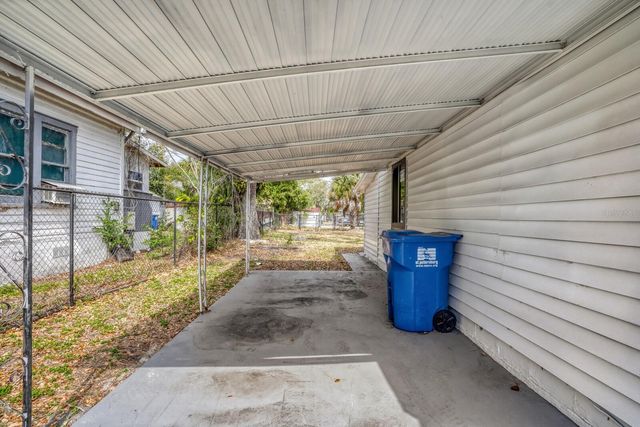 711 19TH AVENUE S, St Petersburg, FL 33705