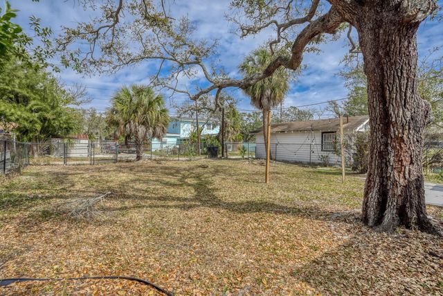 711 19TH AVENUE S, St Petersburg, FL 33705