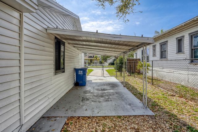 711 19TH AVENUE S, St Petersburg, FL 33705