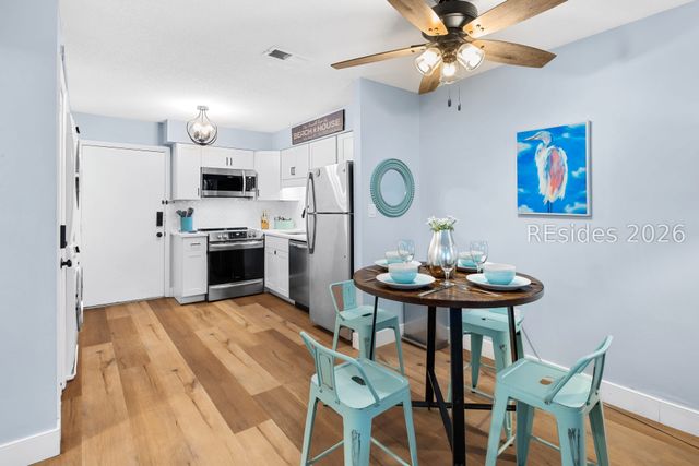 45 Folly Field Rd Apt 9A, Hilton Head Island, SC 29928