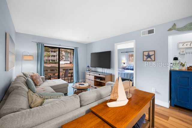 45 Folly Field Rd Apt 9A, Hilton Head Island, SC 29928