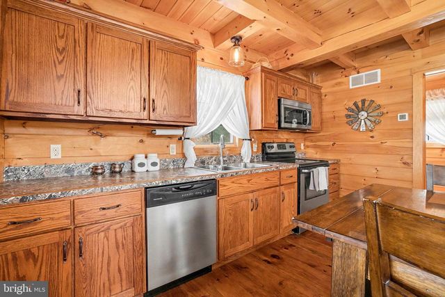 1870 GENERAL POTTER HWY, Centre Hall, PA 16828