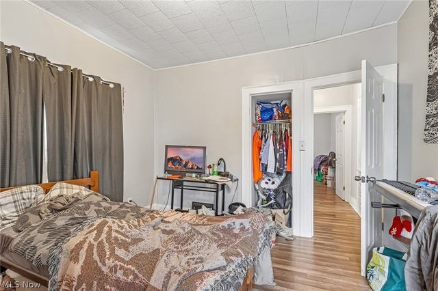 3953 W 160th Street, Cleveland, OH 44111