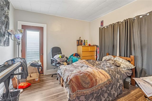 3953 W 160th Street, Cleveland, OH 44111