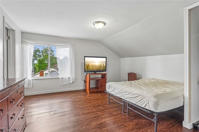 3953 W 160th Street, Cleveland, OH 44111