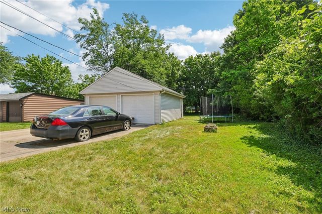 3953 W 160th Street, Cleveland, OH 44111