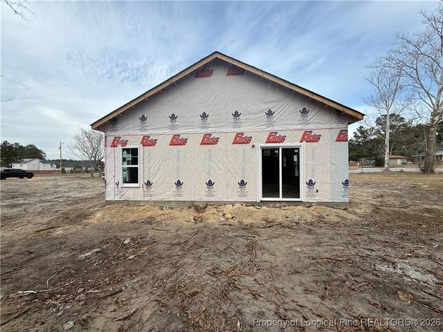 1523 McBryde Lake Road, Raeford, NC 28376