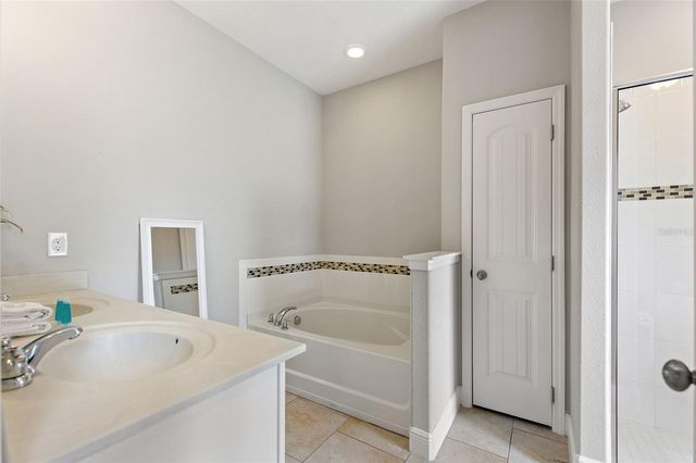 5368 OAKBOURNE AVENUE, Davenport, FL 33837