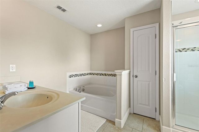 5368 OAKBOURNE AVENUE, Davenport, FL 33837