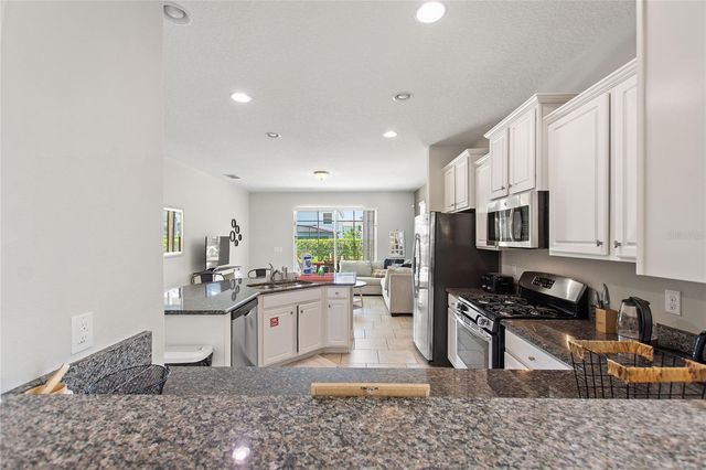 5368 OAKBOURNE AVENUE, Davenport, FL 33837