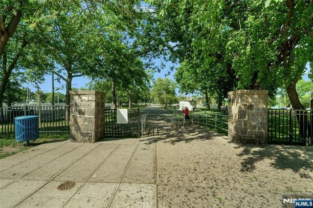 7855 Boulevard East 5K, North Bergen, NJ 07047
