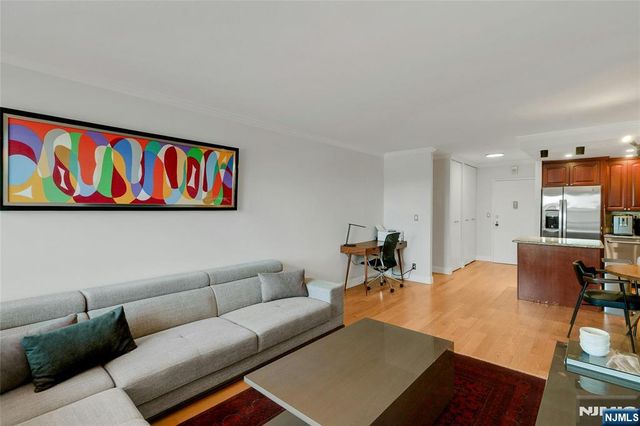 7855 Boulevard East 5K, North Bergen, NJ 07047