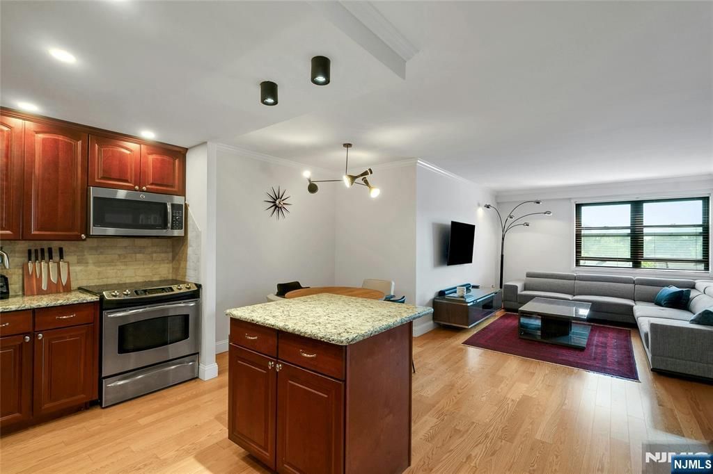 7855 Boulevard East 5K, North Bergen, NJ 07047